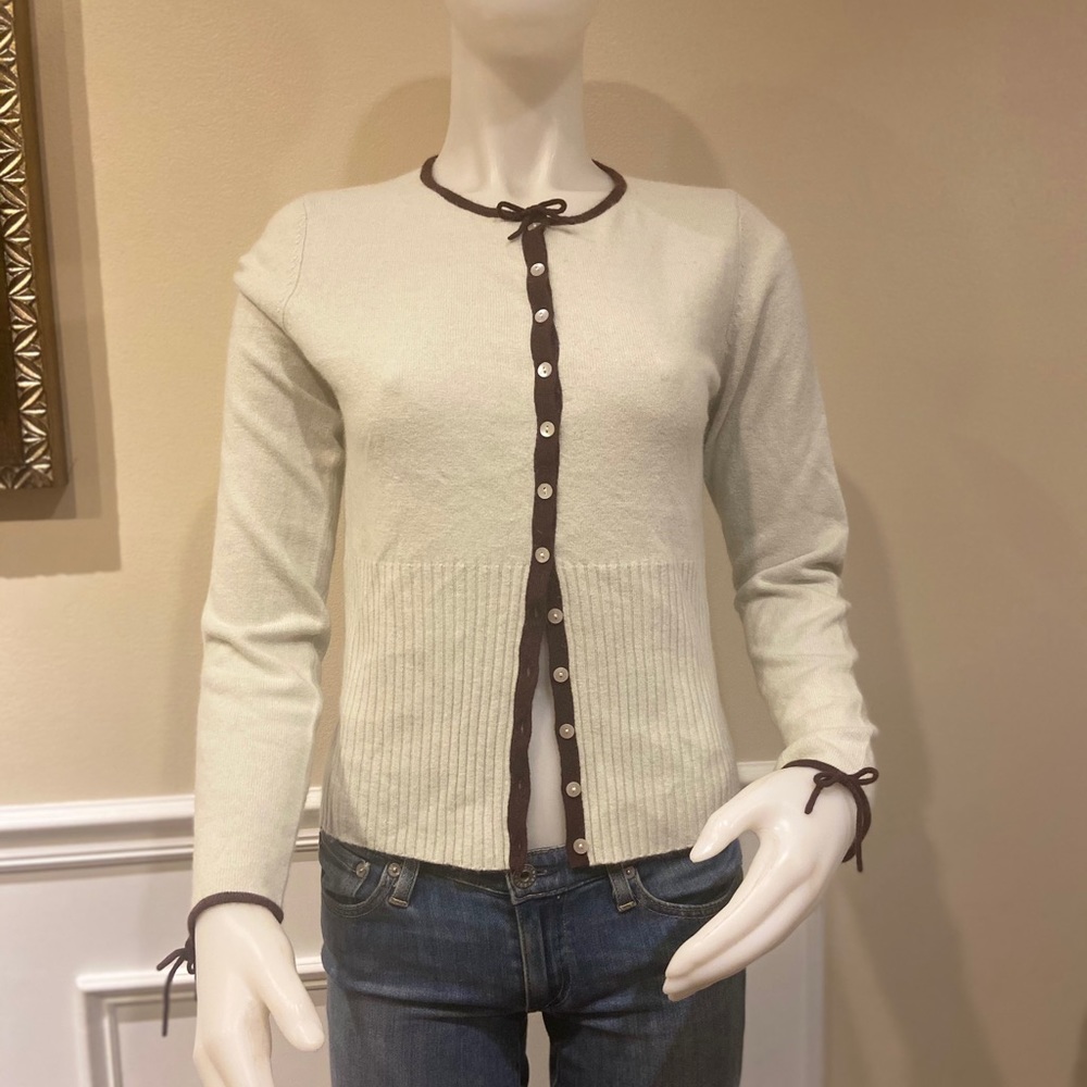 Cute button down thin cardigan